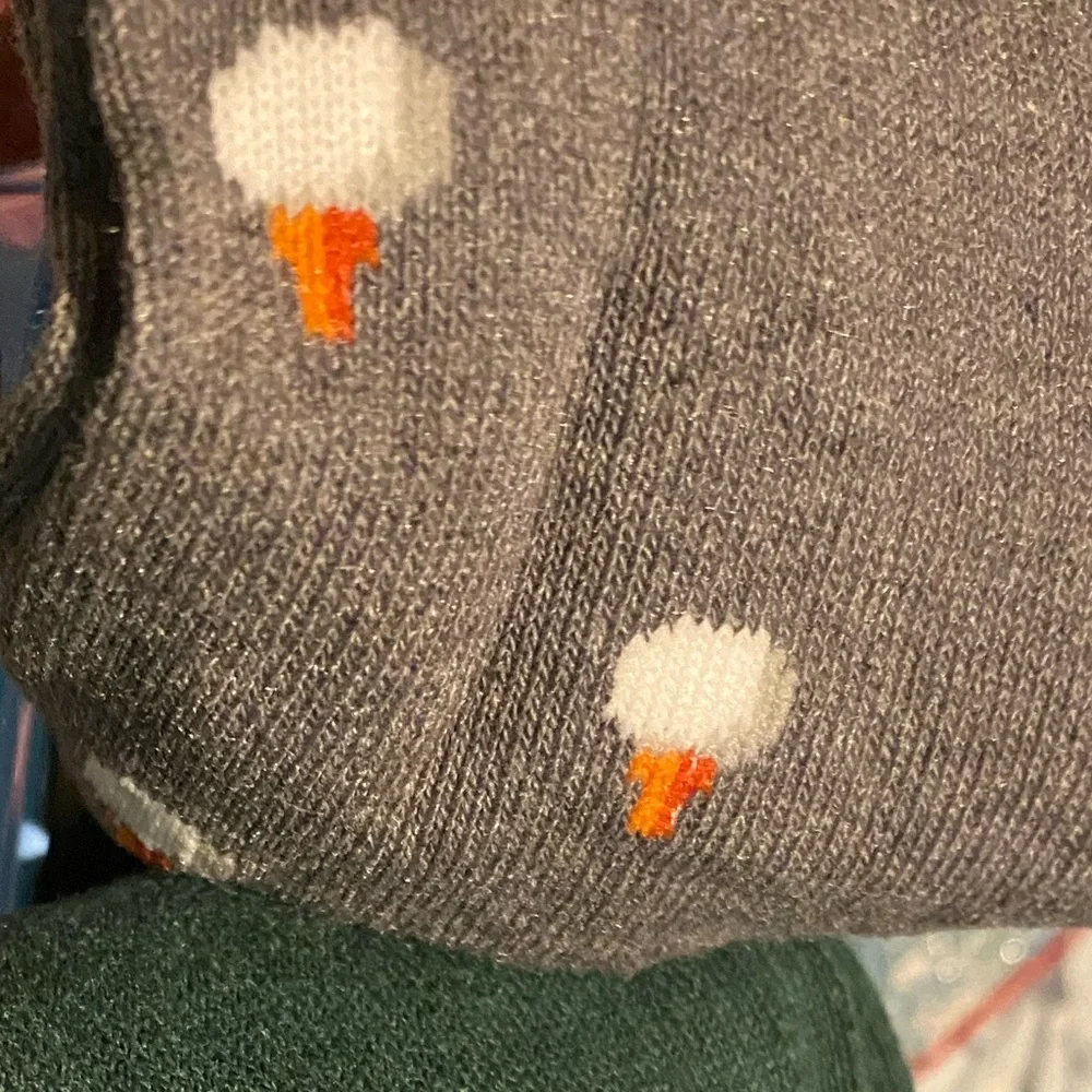 MENS Golf-Themed Dress Socks in Decorative Tin  Sz 8-12